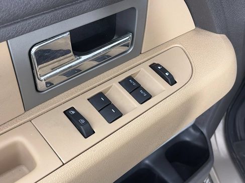 Used 2013 Ford F150 XLT w/ XLT Chrome Pkg AWD/4WD image 24