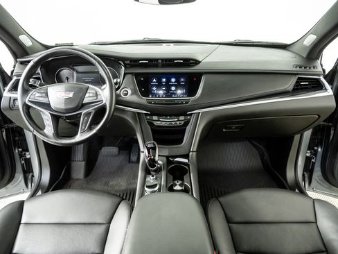 Used 2023 Cadillac XT5 Premium Luxury image 18