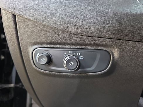 Used 2024 Chevrolet Equinox LT image 25