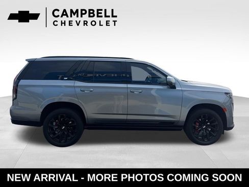 Used 2024 Cadillac Escalade Sport w/ LPO, ONYX Package AWD/4WD image 6