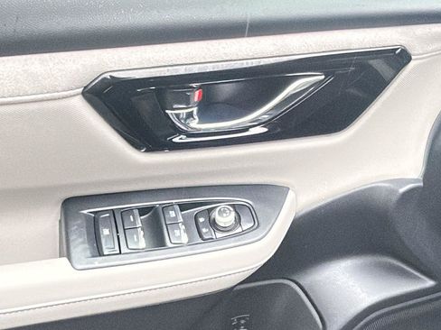 Certified 2025 Subaru Forester Limited AWD/4WD image 16