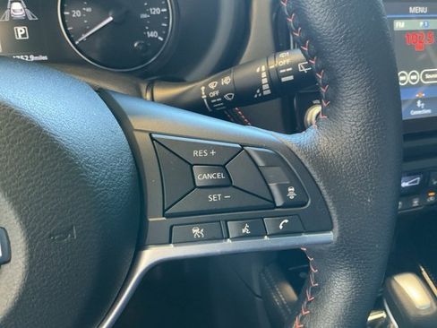 Used 2023 Nissan Kicks SR w/ SR Premium Package image 11