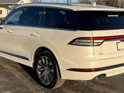 Used 2022 Lincoln Aviator Grand Touring w/ Elements Package Plus image 6