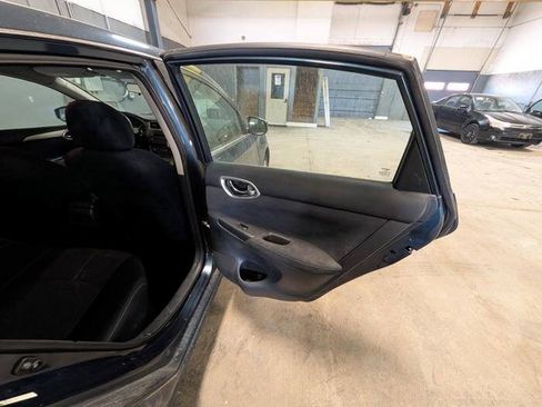 Used 2013 Nissan Sentra SV FWD image 28