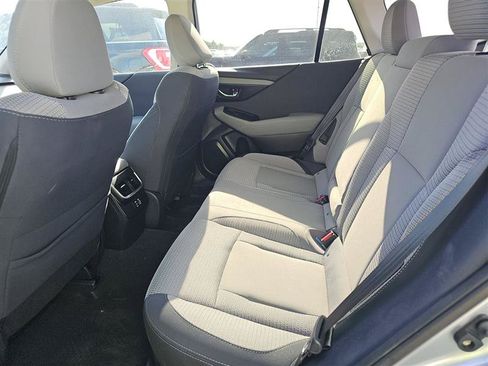 Used 2023 Subaru Outback Premium AWD/4WD image 7