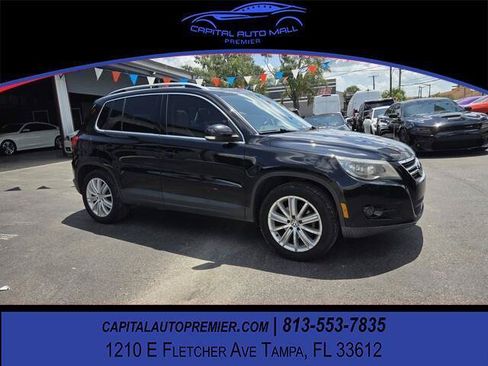 Used 2009 Volkswagen Tiguan SE AWD/4WD image 1