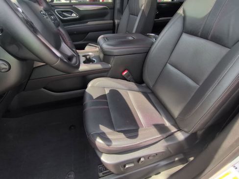 Used 2024 Chevrolet Tahoe RST w/ Luxury Package AWD/4WD image 16