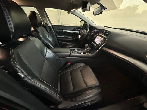 Used 2018 Nissan Maxima 3.5 SV image 18