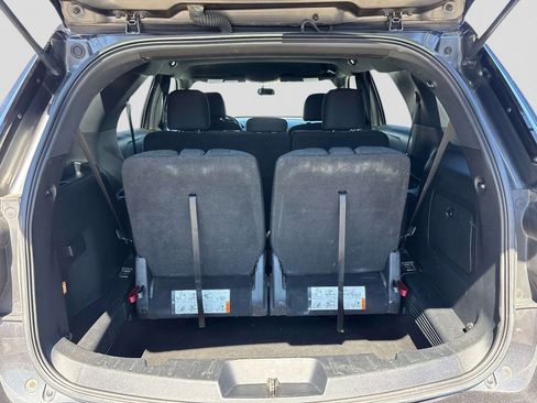 Used 2017 Ford Explorer XLT AWD/4WD image 13