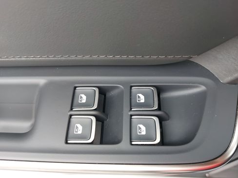 Used 2023 Rivian R1T Adventure AWD/4WD image 28