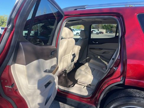 Used 2018 GMC Acadia Denali w/ Technology Package image 42