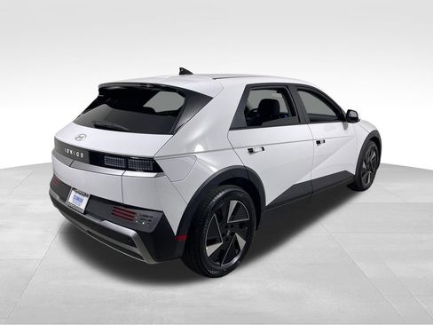 New 2026 Hyundai Ioniq 5 SEL RWD image 5