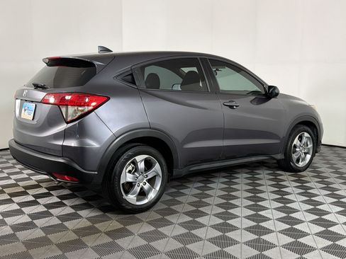 Certified 2021 Honda HR-V LX image 7
