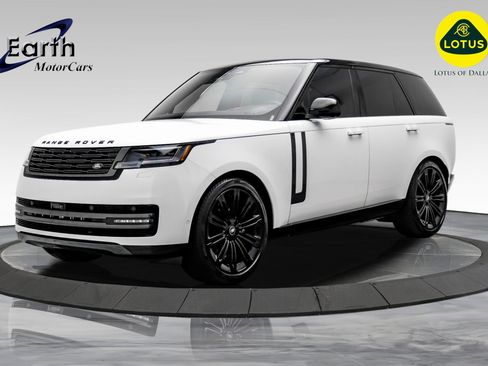 Used 2024 Land Rover Range Rover SE image 1
