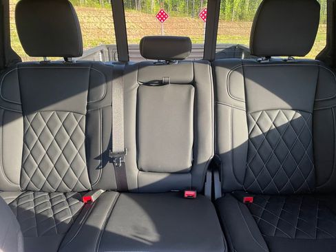 Used 2025 RAM 3500 Big Horn image 26