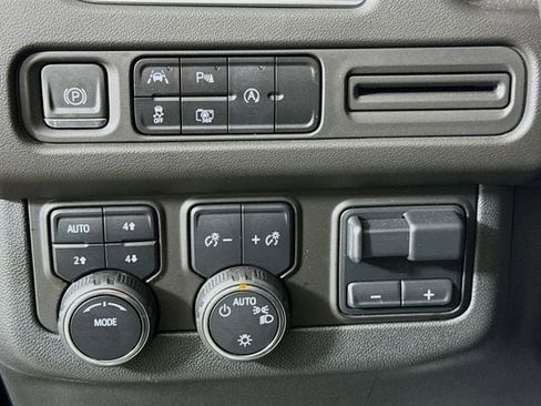 Used 2024 Chevrolet Tahoe RST w/ Luxury Package AWD/4WD image 10