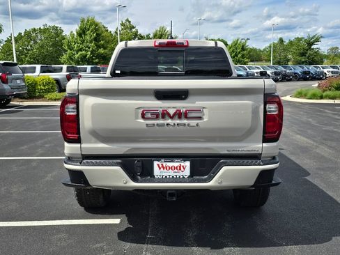 New 2026 GMC Canyon Denali AWD/4WD image 9