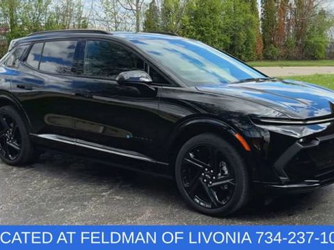 Used 2024 Chevrolet Equinox EV RS AWD/4WD image 2