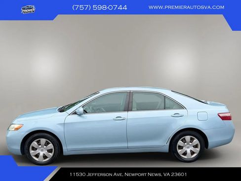 Used 2007 Toyota Camry LE FWD image 3
