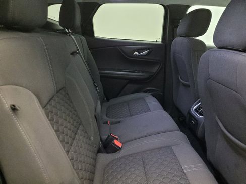 Used 2022 Chevrolet Blazer LT FWD image 19