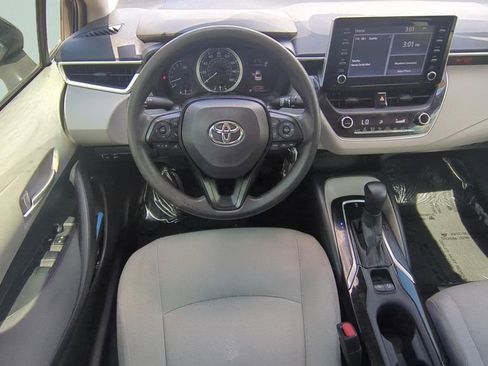 Used 2020 Toyota Corolla LE image 14