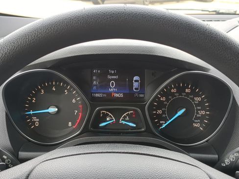 Used 2017 Ford Escape SE AWD/4WD image 34