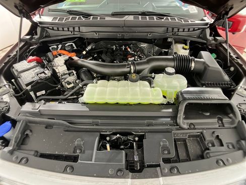 New 2025 Ford F150 Platinum w/ Equipment Group 703A Plus image 33