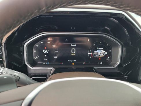 New 2026 GMC Sierra 1500 SLT w/ SLT Premium Plus Package AWD/4WD image 14