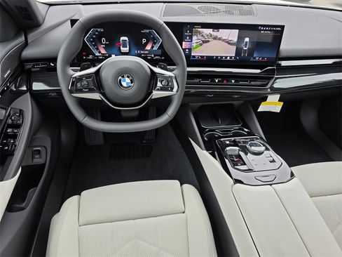 New 2026 BMW 530i 530i image 11