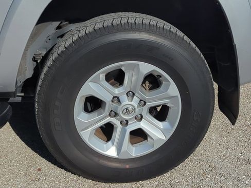 Used 2022 Toyota 4Runner SR5 Premium w/ Moonroof Package image 6