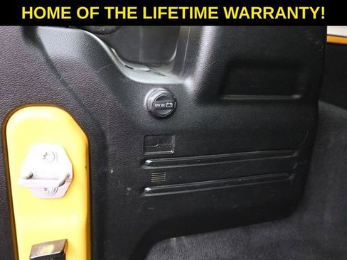 Used 2018 Jeep Wrangler Unlimited Rubicon w/ Cold Weather Group AWD/4WD image 44