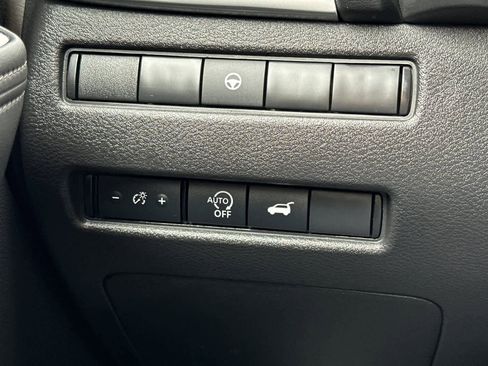 Certified 2026 Nissan Rogue SV w/ Cold Weather Package image 33