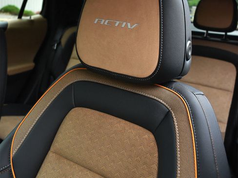 New 2026 Chevrolet Equinox ACTIV AWD/4WD image 10