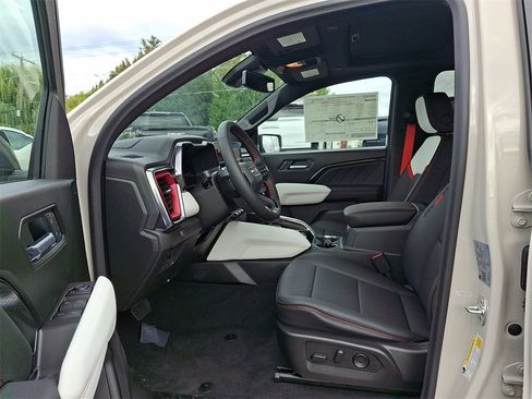 New 2026 GMC Canyon AT4X image 6