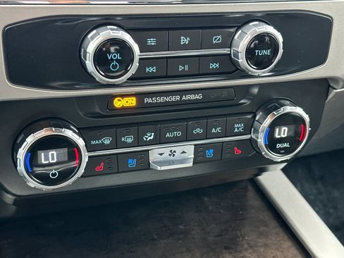 Certified 2022 Ford F250 Lariat image 20