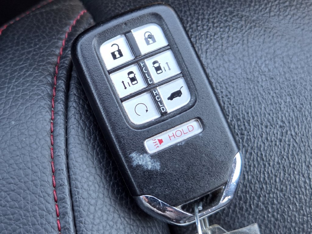 Certified 2023 Honda Odyssey Sport image 40