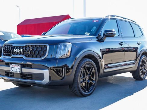 Used 2023 Kia Telluride EX X-Line image 3