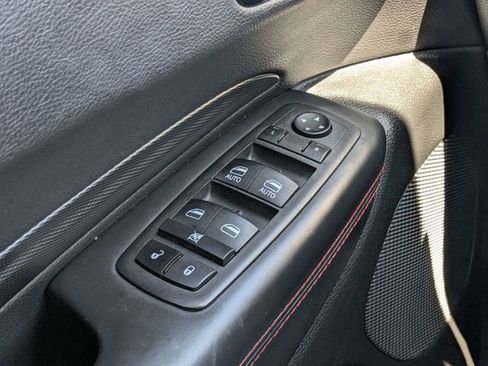 Used 2024 Dodge Durango GT RWD image 21