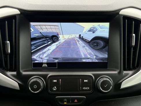 Used 2024 GMC Terrain SLT image 26