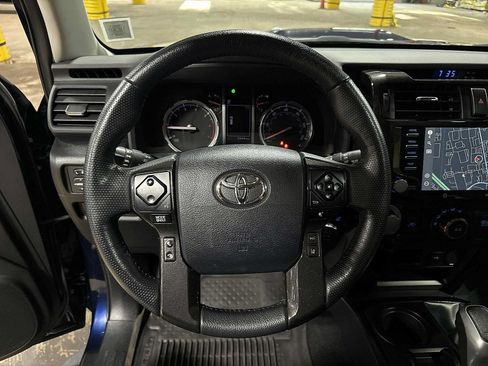 Used 2024 Toyota 4Runner TRD Off-Road Premium w/ Moonroof Package AWD/4WD image 18