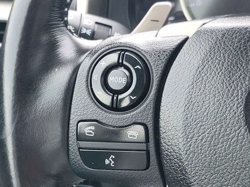 Used 2015 Lexus IS 250 AWD w/ Luxury Package image 25