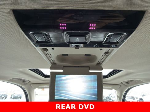 Used 2017 GMC Yukon XL Denali w/ Open Road Package image 24