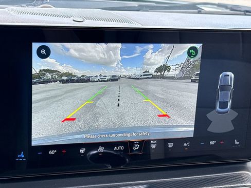 Used 2025 Ford Mustang Premium image 20