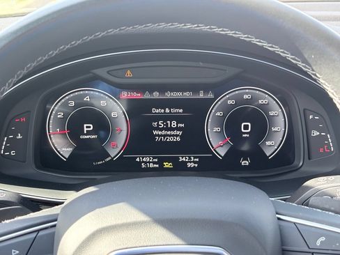 Used 2025 Audi Q7 3.0T Premium Plus AWD/4WD image 9