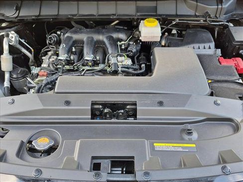 Certified 2025 Nissan Pathfinder Platinum FWD image 26