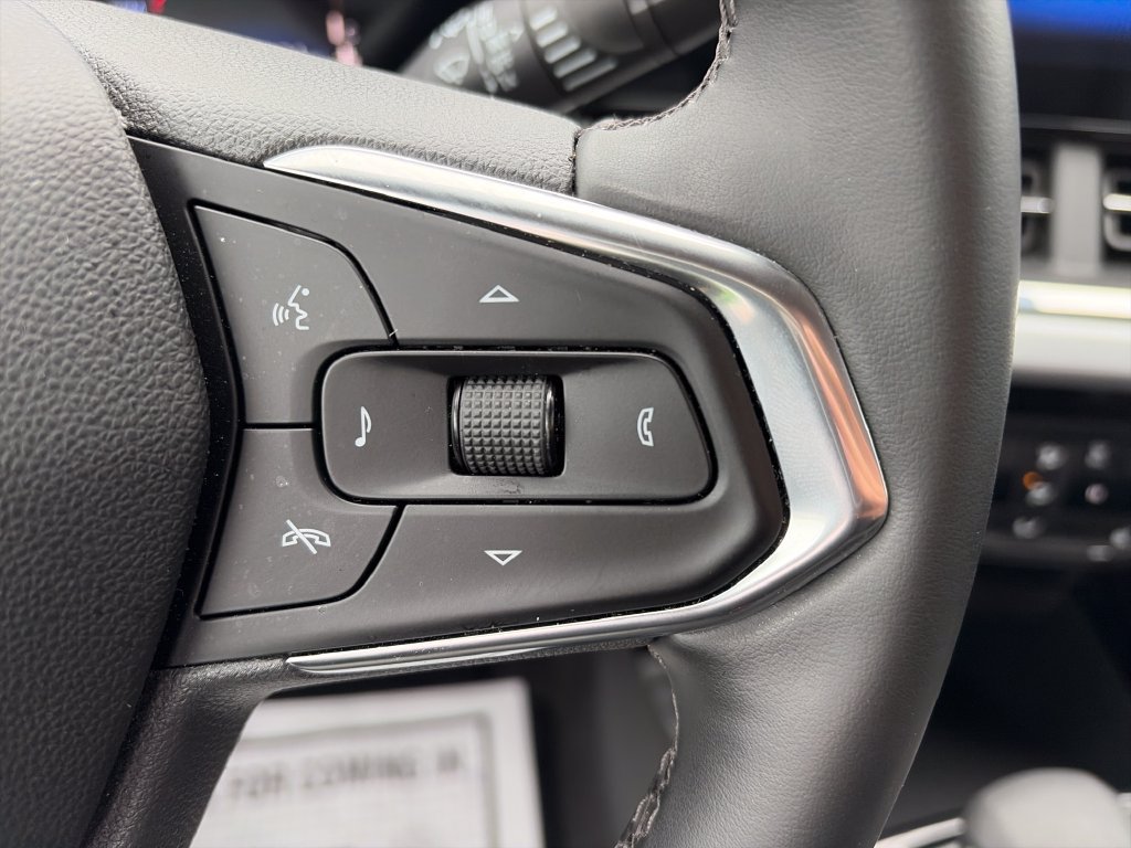 New 2026 Chevrolet Trax LT w/ Driver Confidence Package FWD image 10
