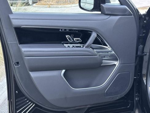 New 2026 Land Rover Range Rover SE AWD/4WD image 19