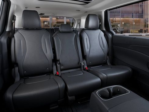 New 2026 Kia Carnival SX Prestige FWD image 17