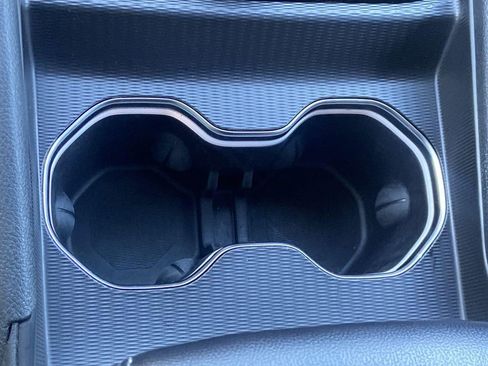 Used 2023 Jeep Grand Cherokee L Laredo image 37