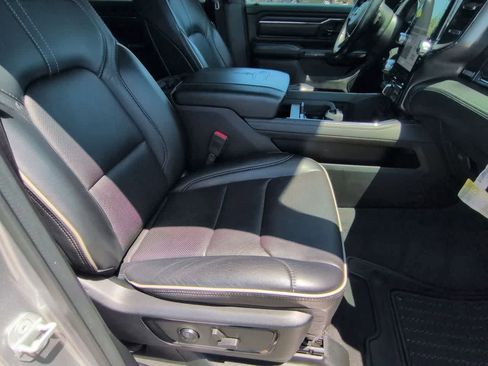 Used 2022 RAM 1500 Limited AWD/4WD image 20